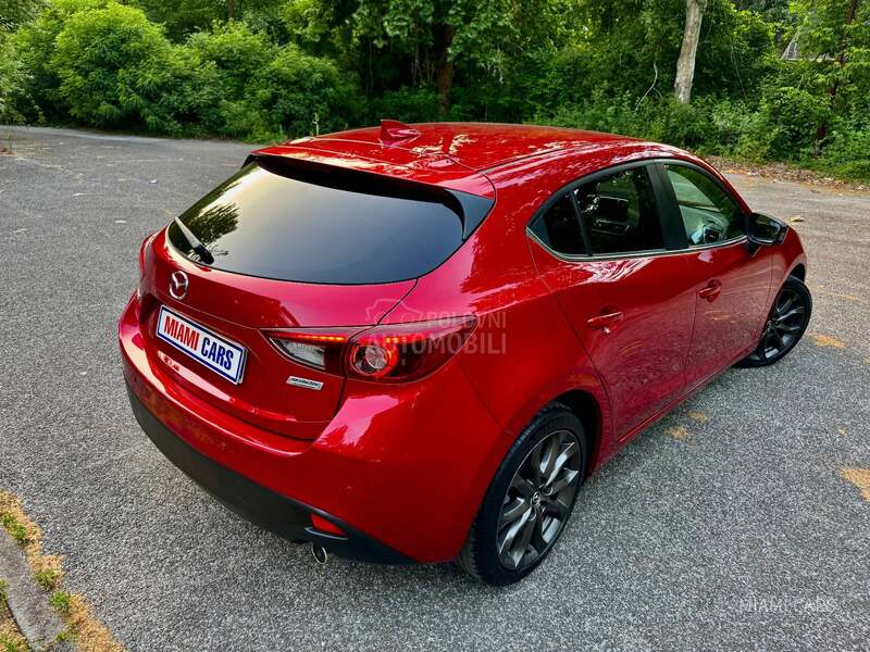 Mazda 3 1.5 D /FUULL/