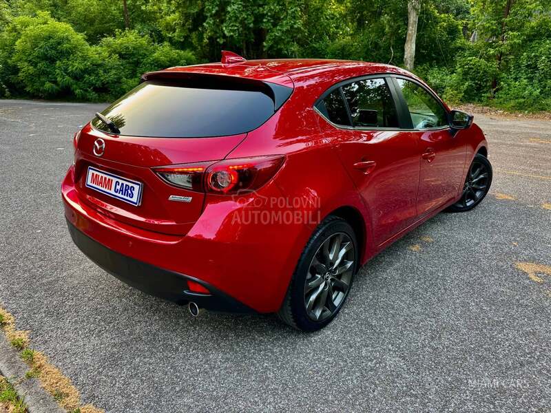 Mazda 3 1.5 D /FUULL/
