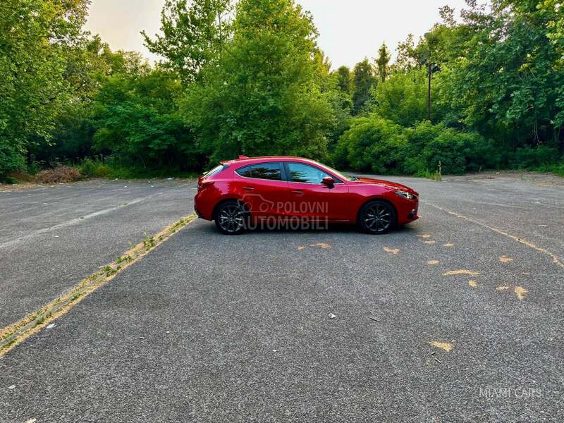 Mazda 3 1.5 D /FUULL/