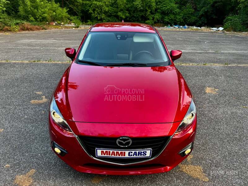 Mazda 3 1.5 D /FUULL/