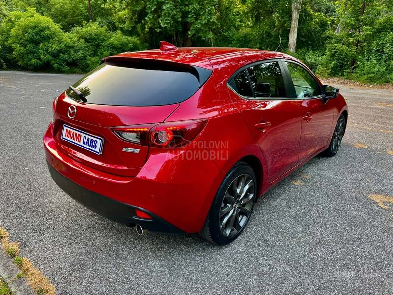 Mazda 3 1.5 D /FUULL/