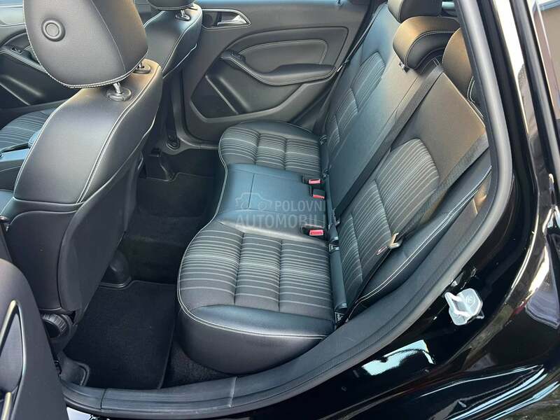 Mercedes Benz B 200 Aut7G/ACC/Led