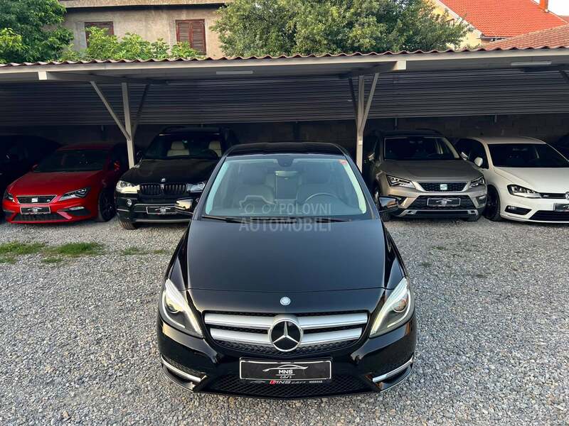 Mercedes Benz B 200 Aut7G/ACC/Led