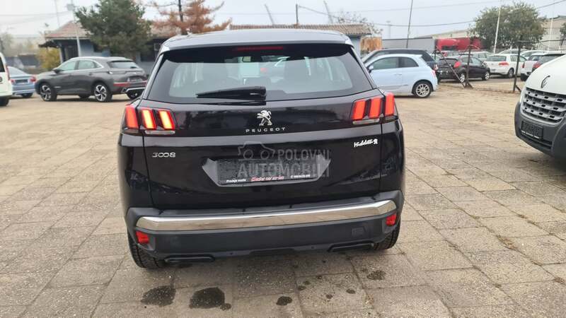 Peugeot 3008 1.5hdi LED/ NAV I