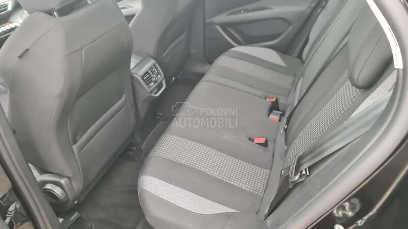 Peugeot 3008 1.5hdi LED/ NAV I