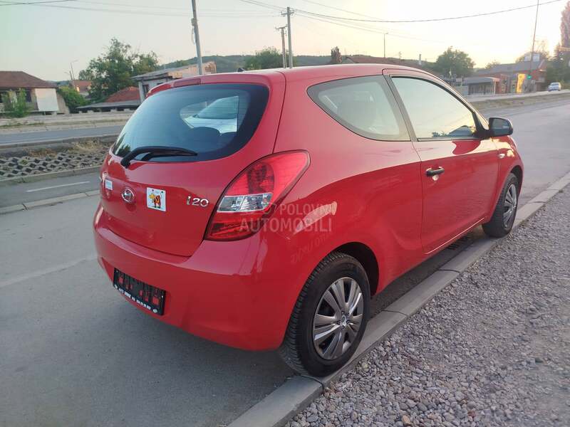 Hyundai i20 1.2i   u.v.o.z  C H