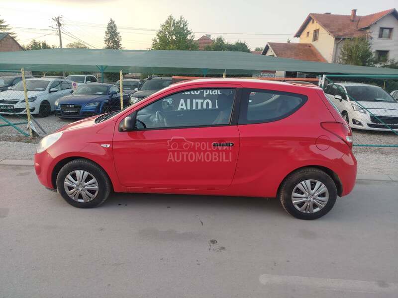 Hyundai i20 1.2i   u.v.o.z  C H