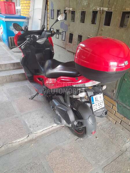 Gilera nexus