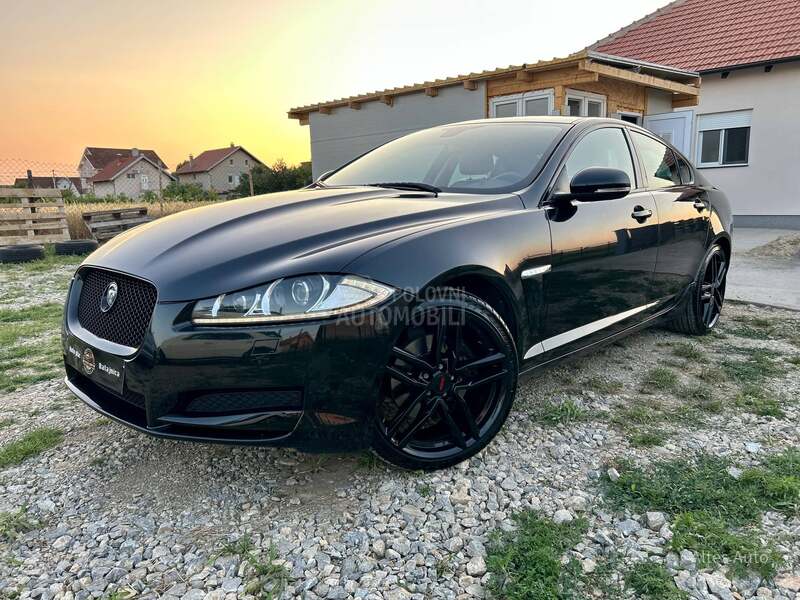 Jaguar XF 2.2 Lux Led