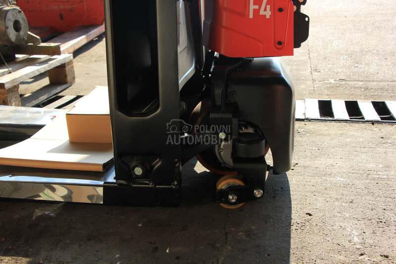 EP Equipment Elektro paletar F4
