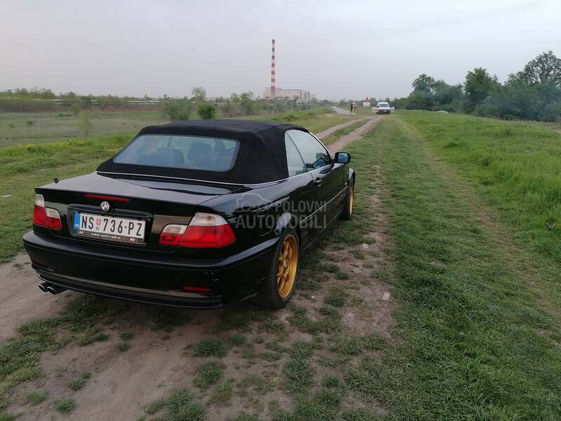 BMW 320 