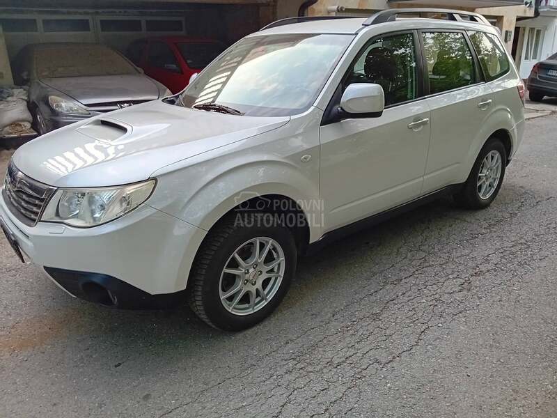 Subaru Forester 2.0