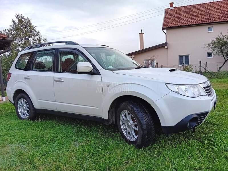 Subaru Forester 2.0