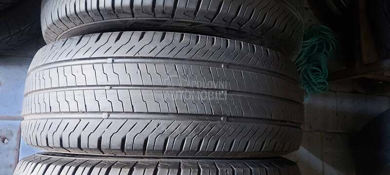 Continental 215/65 R15 Letnja