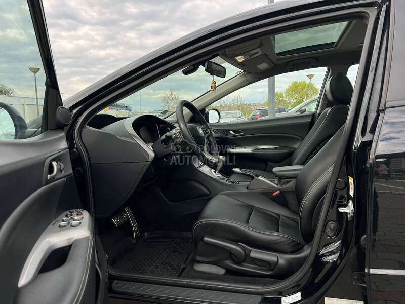 Honda Civic 1.8 i-VTEC EXECUTIVE