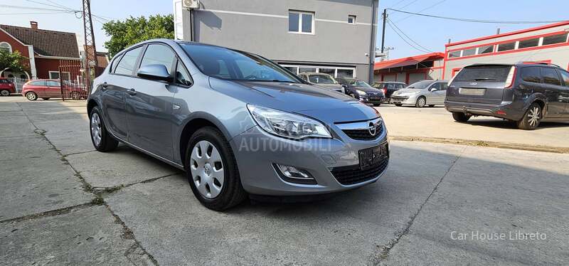 Opel Astra J 1.4