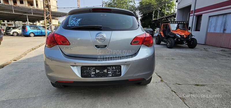Opel Astra J 1.4