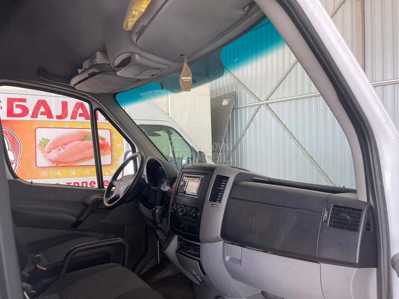 Mercedes Benz Sprinter 