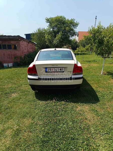 Volvo S60 D5