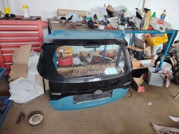 gepek vrata za Toyota Yaris od 2021. do 2024. god.
