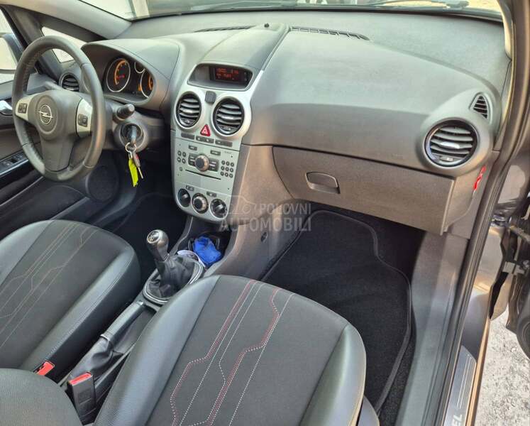 Opel Corsa D 1.2 TNG/COSMO /