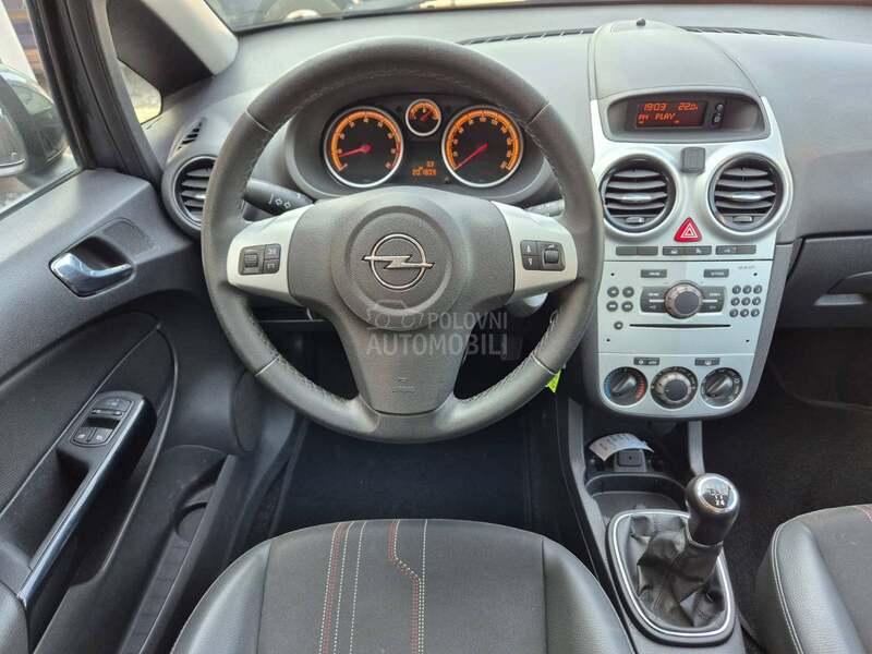 Opel Corsa D 1.2 TNG/COSMO /