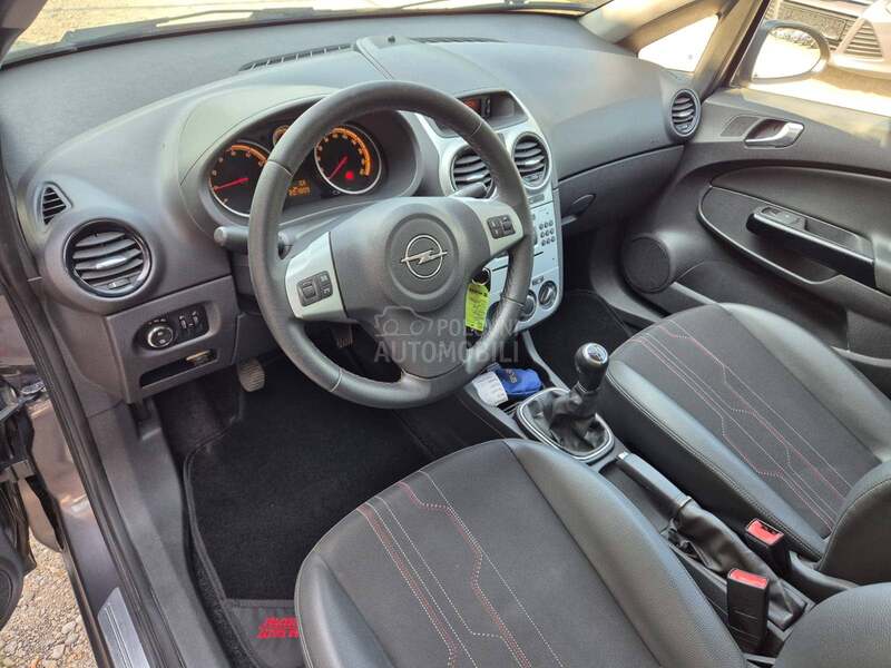 Opel Corsa D 1.2 TNG/COSMO /