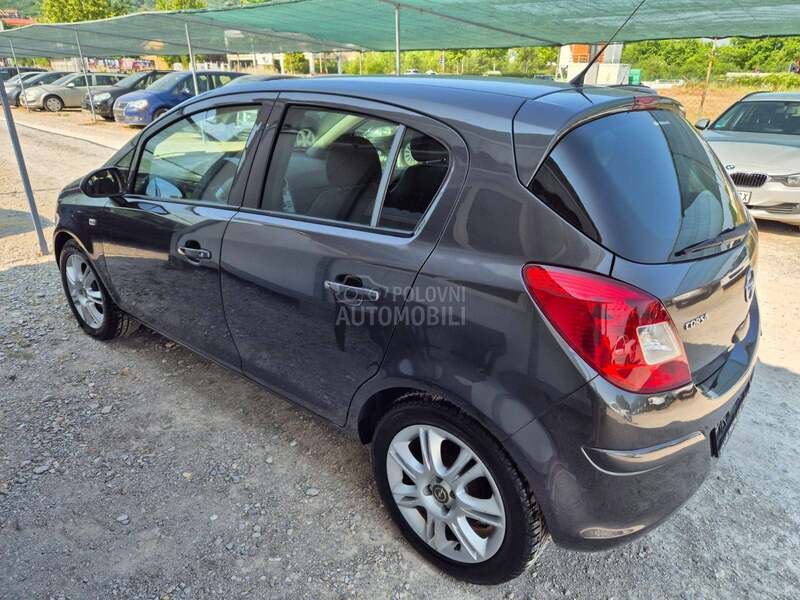 Opel Corsa D 1.2 TNG/COSMO /