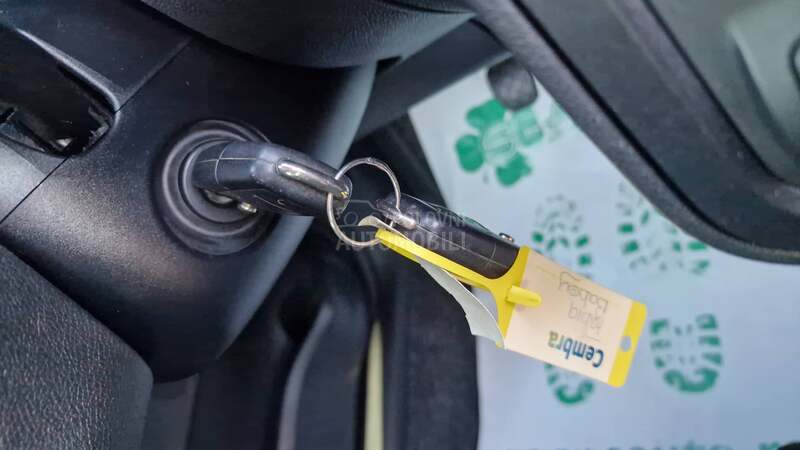 Škoda Fabia KREDlTl BEZ UCESCA