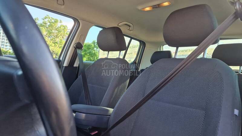 Škoda Fabia KREDlTl BEZ UCESCA