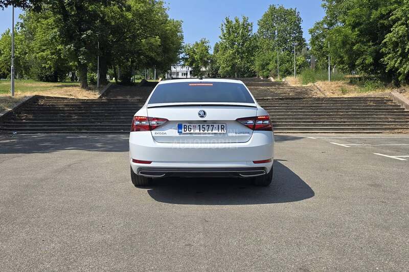 Škoda Superb Sportline