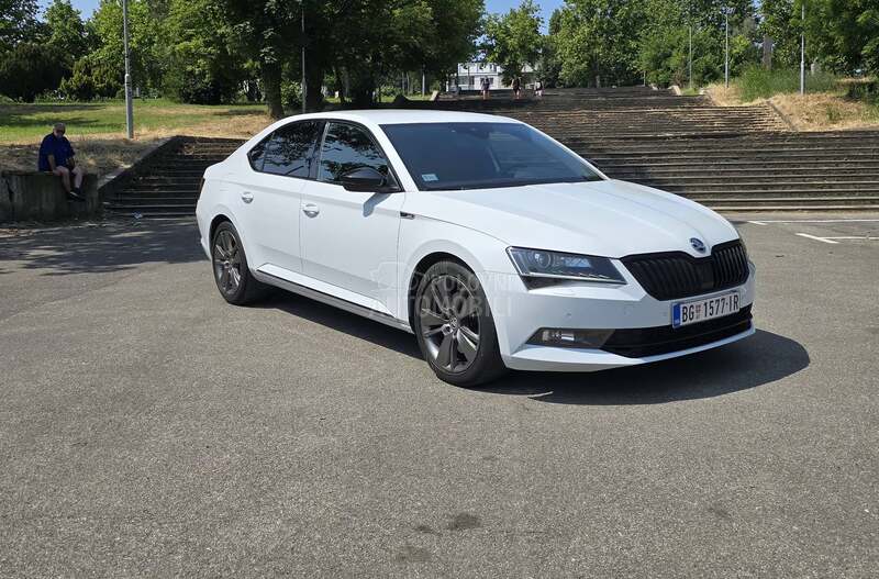 Škoda Superb Sportline