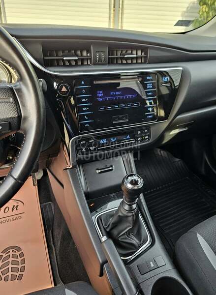 Toyota Auris 1.3 VVT-I