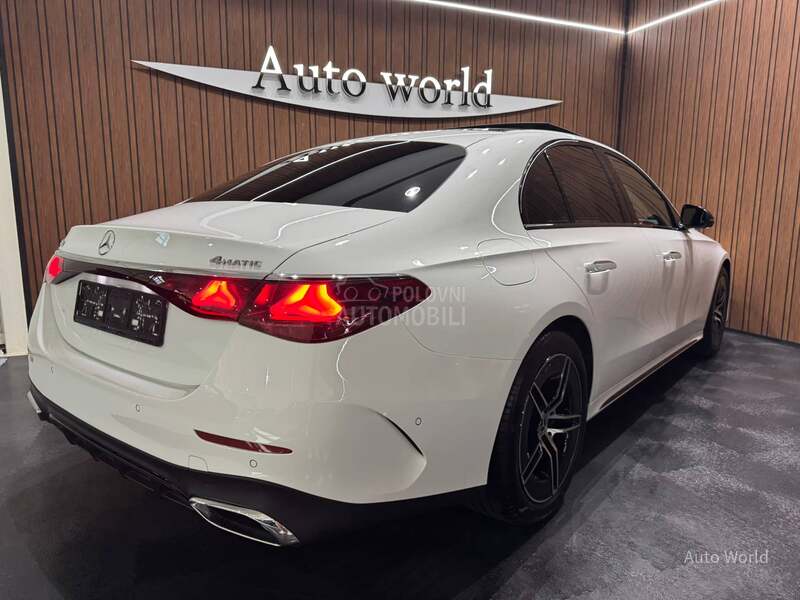 Mercedes Benz E 220 4Matic AMG Pano
