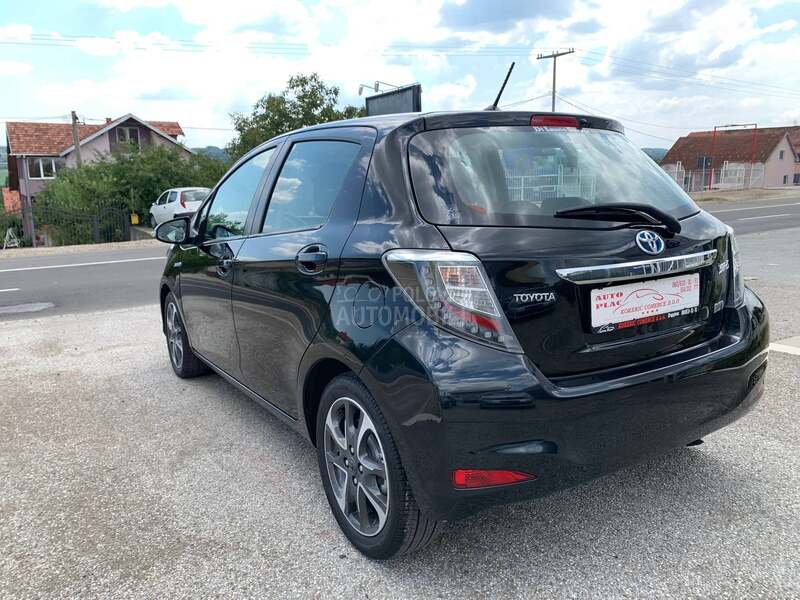 Toyota Yaris 1.5 Hybrid T.O.P CH