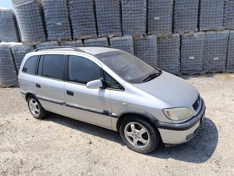 Opel Zafira 