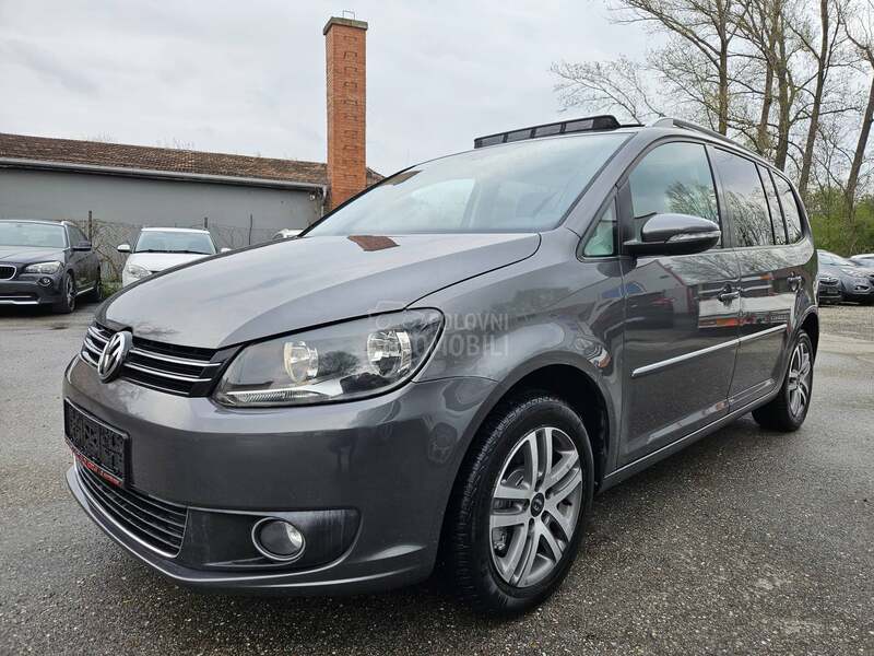 Volkswagen Touran HIGHTLINE D S G