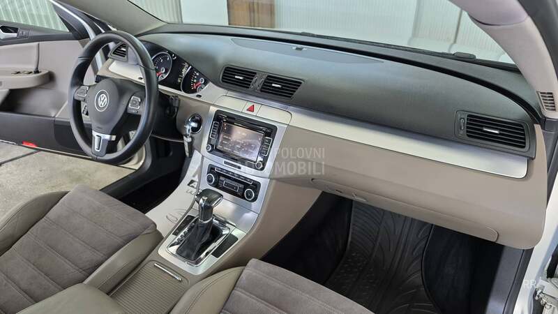 Volkswagen Passat B6 2.0 TDI  DSG FUL L