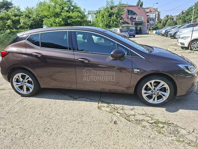 Opel Astra K 1,4 TURBO