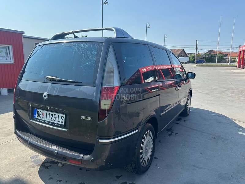 Lancia Phedra 