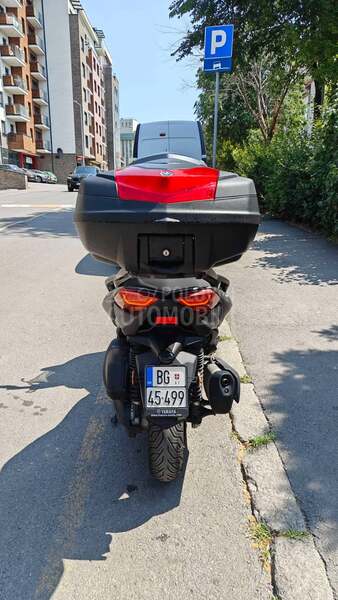 Yamaha Xmax