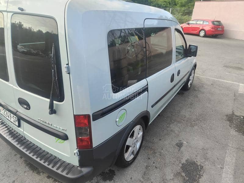 Opel Combo 1.6 CNG CH