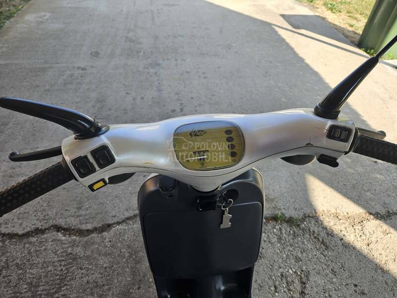 Piaggio FREE 50