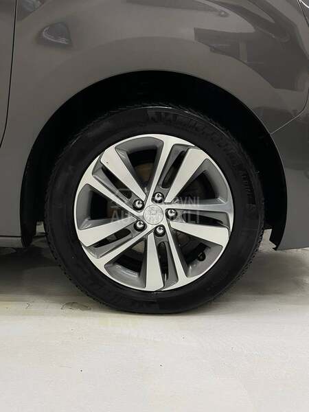 Peugeot Expert Traveller Allure 2.0 hdi