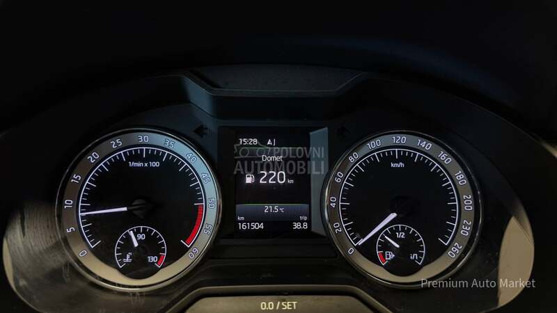 Škoda Octavia //1.6 TDI/N.AVI/FUL