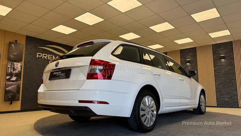 Škoda Octavia //1.6 TDI/N.AVI/FUL
