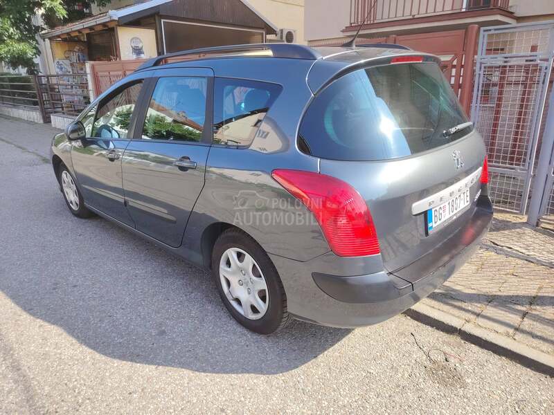 Peugeot 308 1.6 hdi   k l i m a
