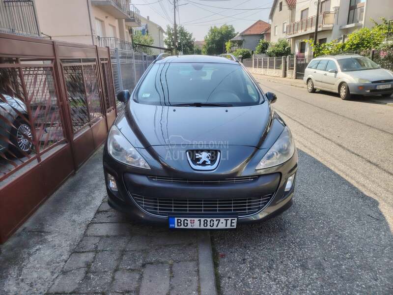 Peugeot 308 1.6 hdi   k l i m a