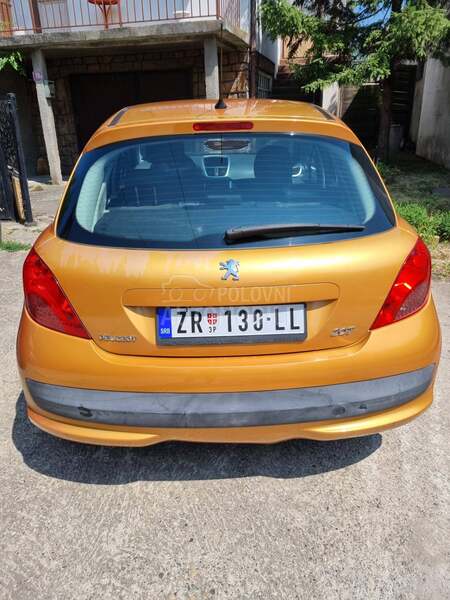 Peugeot 207 1.4 HDI
