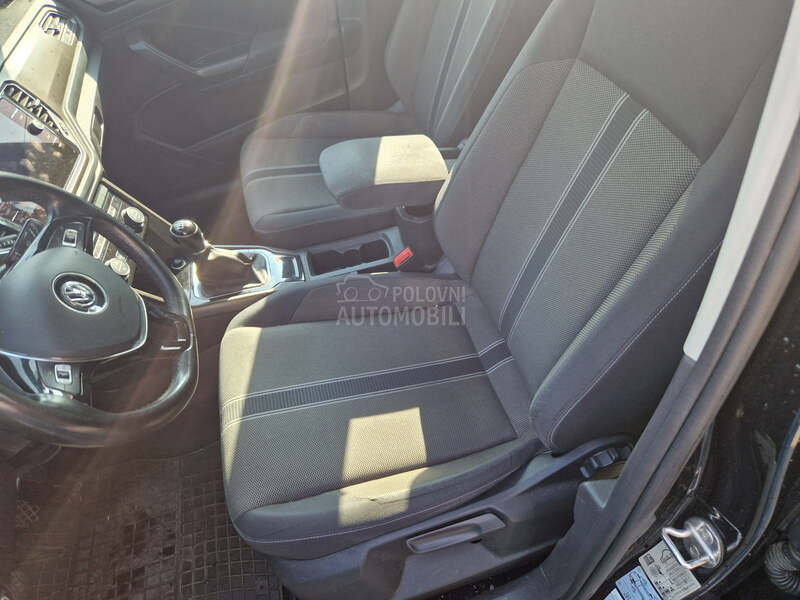Volkswagen T-Roc 1.6tdi sport